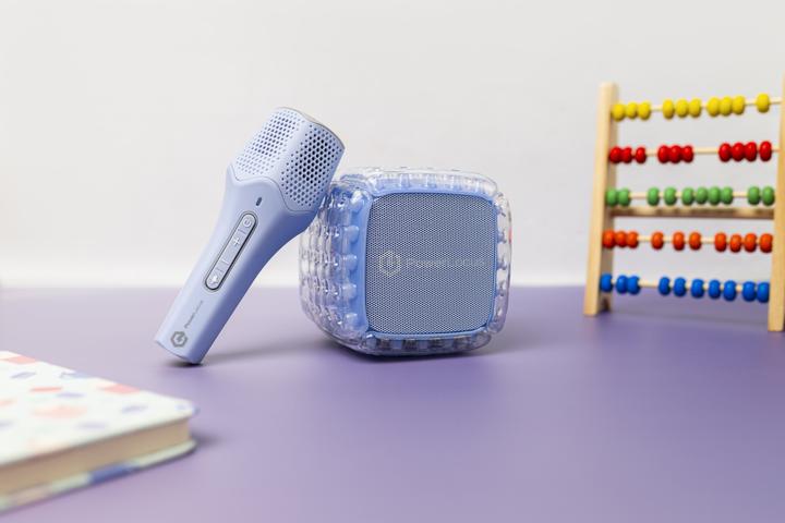 Actual product image PowerLocus Aero Kids Karaoke Bluetooth-Kinderlautsprecher