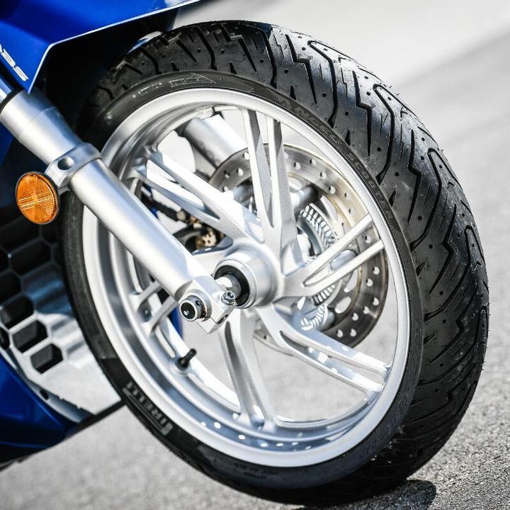 Immagine prodotto Pirelli Angel Scooter