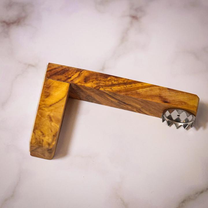 Actual product image Vivi Soaps Olive wood soap holder with magnet