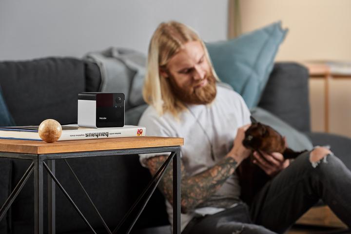 Image du produit Petcube Play 2 Wi-Fi (Jouets avec herbe à chat)