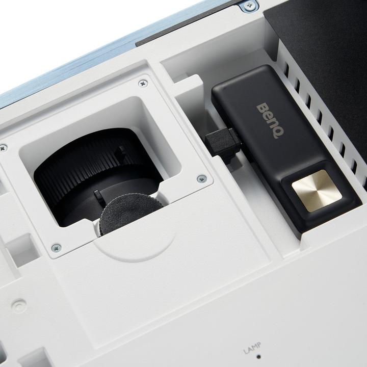 Produktbild BenQ TK850i (Full HD, 3000 lm, 1.13 - 1.47:1)