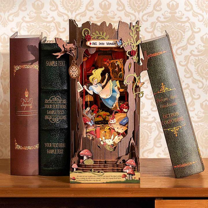 Produktbild Robotime Bausatz Alice im Wunderland, Modell Art: Book Nook