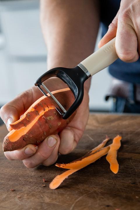 Actual product image KitchenAid Y Peeler