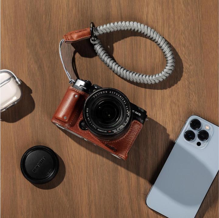Image du produit SmallRig Kit de demi-coque en cuir pour appareil photo 4880 (Kamera Bereitschaftstasche)