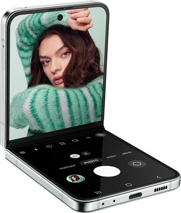 Actual product image Samsung Galaxy Z Flip 5 (512 GB, Mint, 6.70", SIM + eSIM, 12 Mpx, 5G)