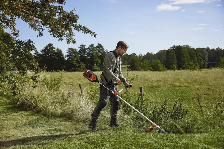 Actual product image Husqvarna 325IR (Trim line)