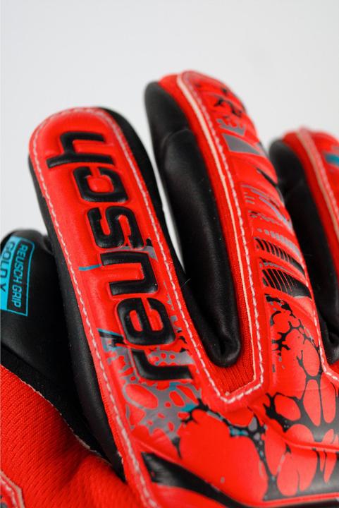 Actual product image Reusch Attrakt Gold X (5.5)