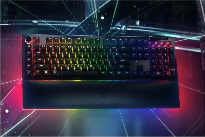 Produktbild Razer BlackWidow V4 Pro (DE, Kabelgebunden)