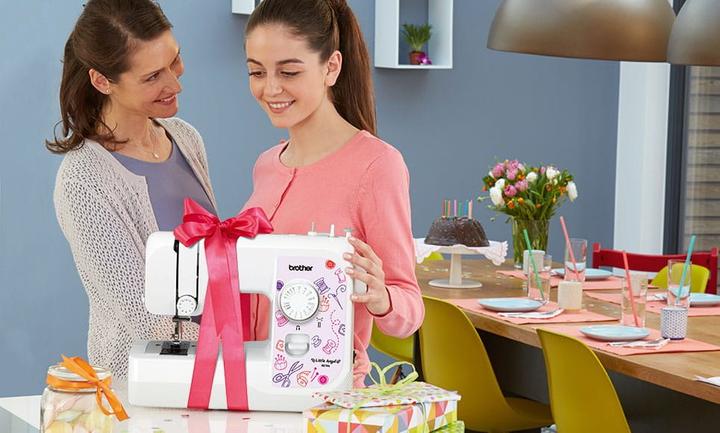 Produktbild Brother KE14S Nähmaschine