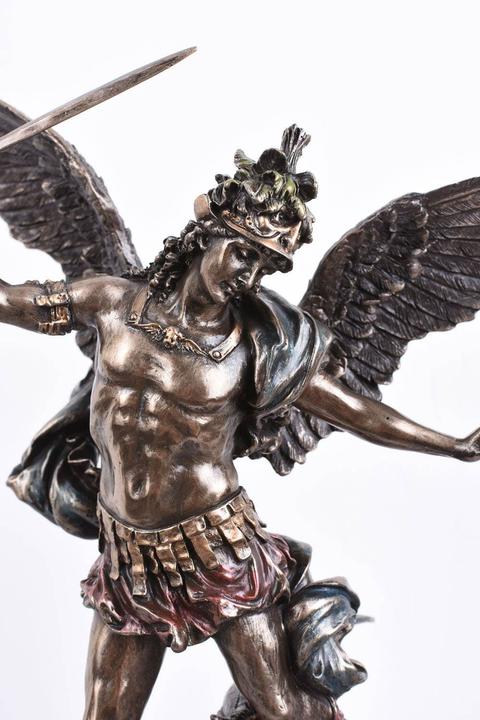 Produktbild Palo Skulptur Erzengel Michael kämpft gegen Satan