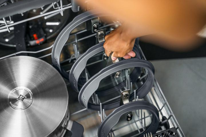 Actual product image Zwilling Simplify cookware set | 5pcs. (24 cm, Pot, Stainless steel)