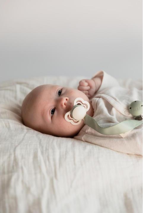 Actual product image Bibs Pacifier Clip Ribbon Sage (1 x, from birth)