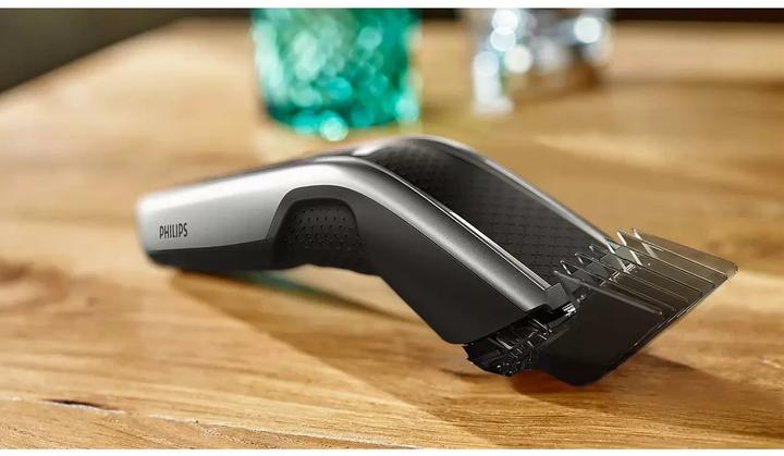 Actual product image Philips Series 5000