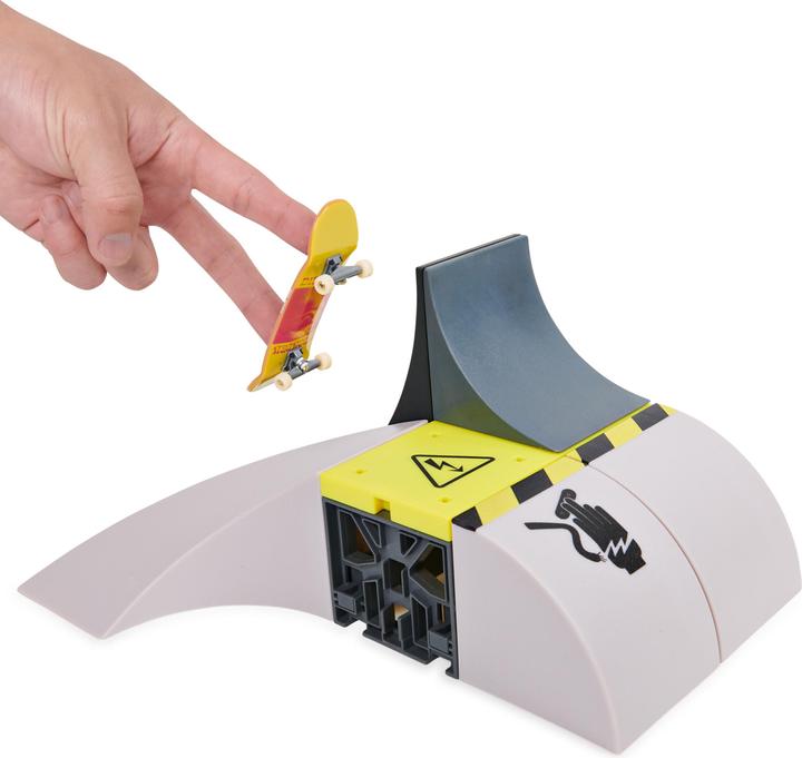 Produktbild Tech Deck X-Connect Starter-Set - Power Flippin' Rampenset mit authentischem Fingerboard und Zubehör (Multilingual)