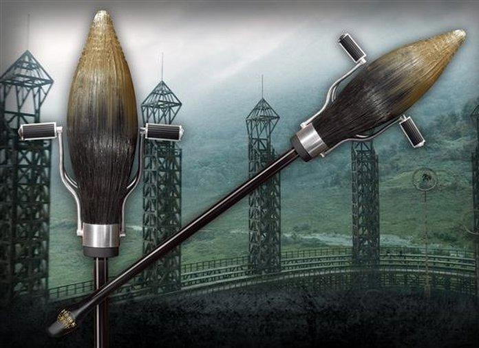 Actual product image Noble Collection Harry Potter: 1/1 Nimbus 2001 - Flying Broomstick