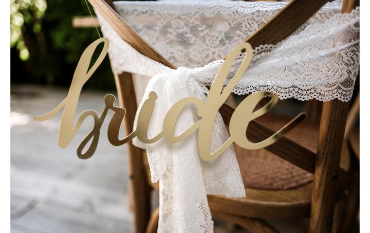 Image du produit Partydeco Tissu dentelle 15 x 900 cm, blanc