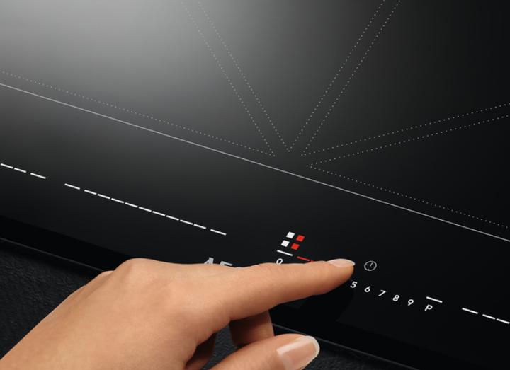 Image du produit AEG IKE64683FB