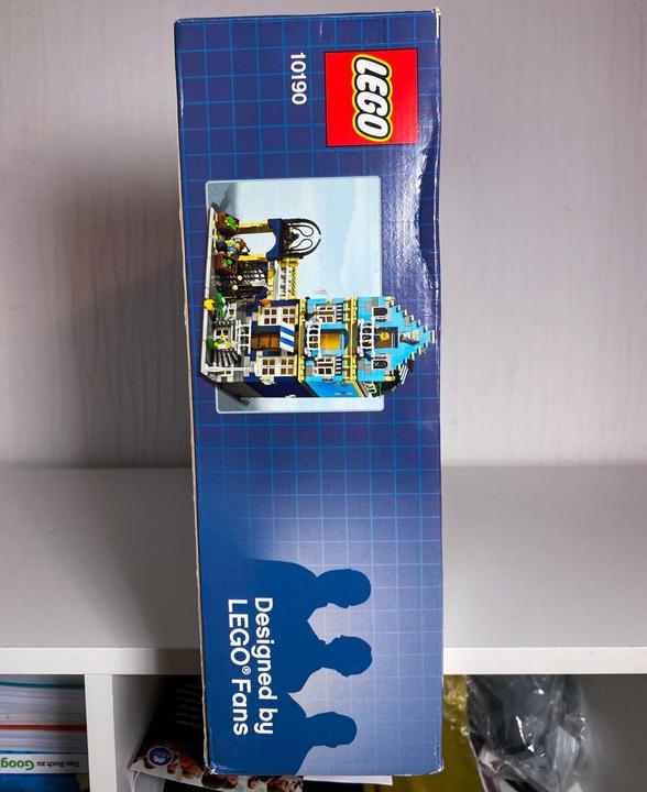 Image du produit LEGO Rue du marché (10190, LEGO Creator Expert)