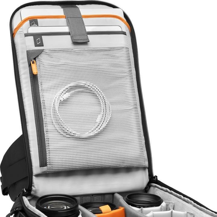 Actual product image Lowepro Flipside BP 400 AW III (Photo backpack, 20 l)