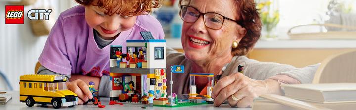 Produktbild LEGO Schule mit Schulbus (60329, LEGO City)