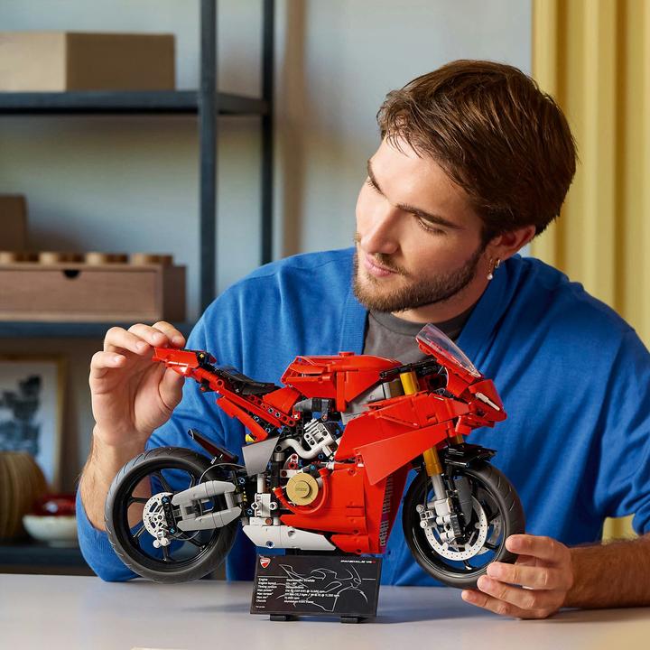 Image du produit LEGO Ducati Panigale V4 S Motorrad (42202, LEGO Technic)