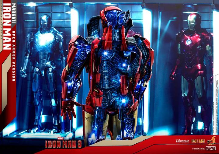 Image du produit Hot Toys Iron Man 3 diorama 1/6 Iron Man Mark VII (Open Armor Version) 32 cm