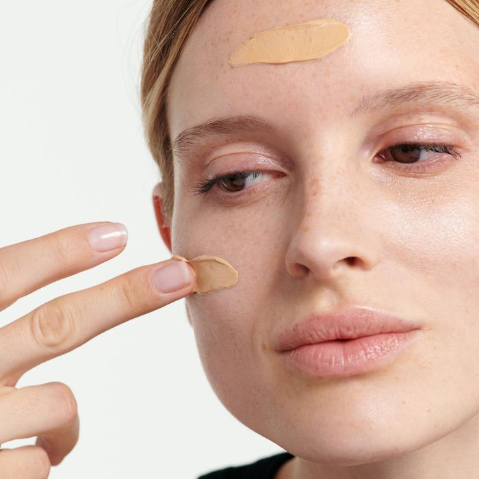 Immagine prodotto Dr. Hauschka crema solare colorata per il viso SPF30 (Crema solare viso, SPF 30, 40 ml, 64 g)