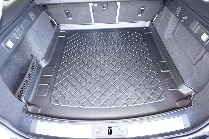 Actual product image Aristar Boot Pan for Range Rover Velar from 2020 to date