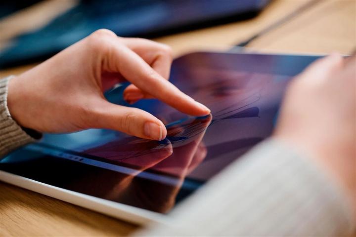 Produktbild Wacom One 13 touch Stift-Display (13", 2540 lpi)
