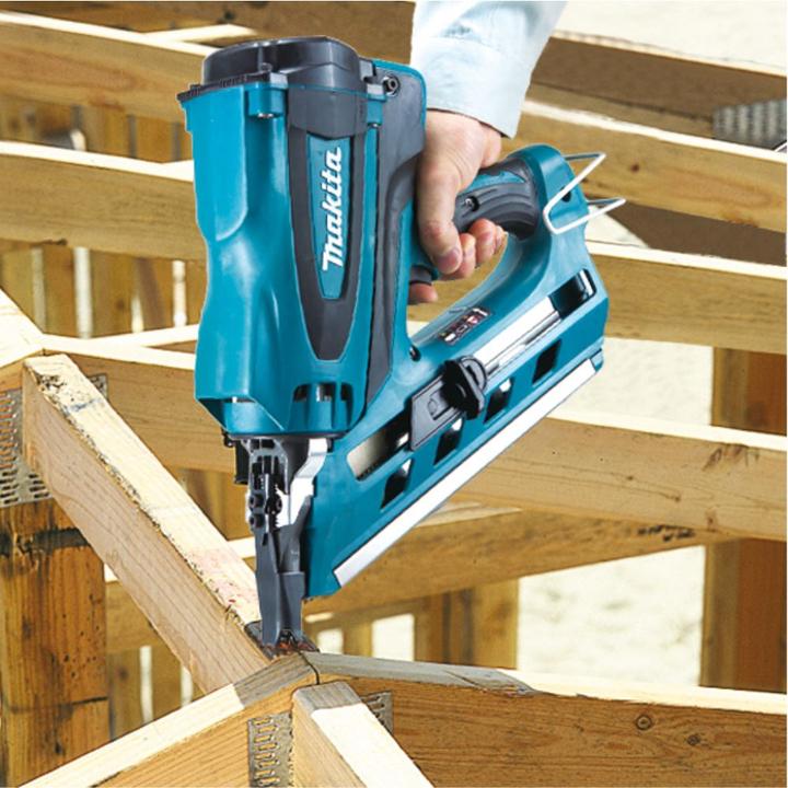 Produktbild Makita 7.2 V Akku Gasnagler GN900SE