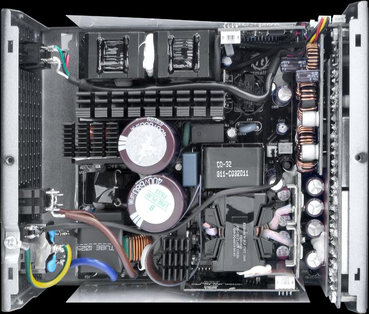 Actual product image Thermaltake ToughPower PF1 (1200 W)
