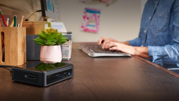 Image du produit Intel NUC10i7FNK2 (Intel Core i7-10710U)