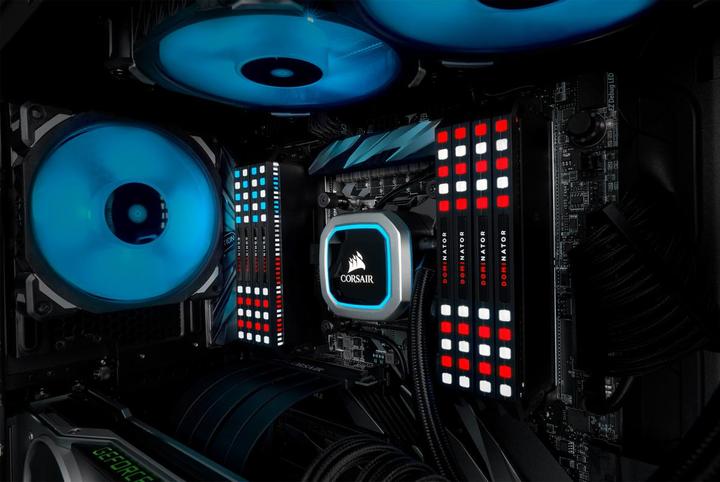 Produktbild Corsair Dominator Platinum RGB (2 x 16GB, 3466 MHz, DDR4-RAM, DIMM)