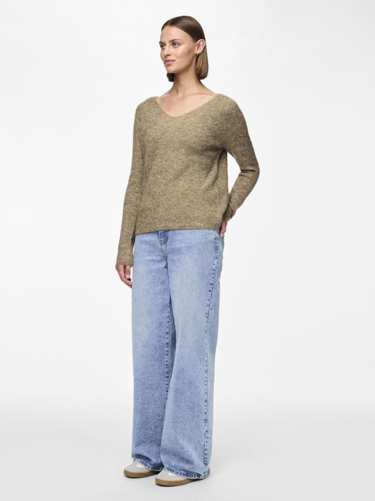 Actual product image Pieces V-neck knit sweater (S)