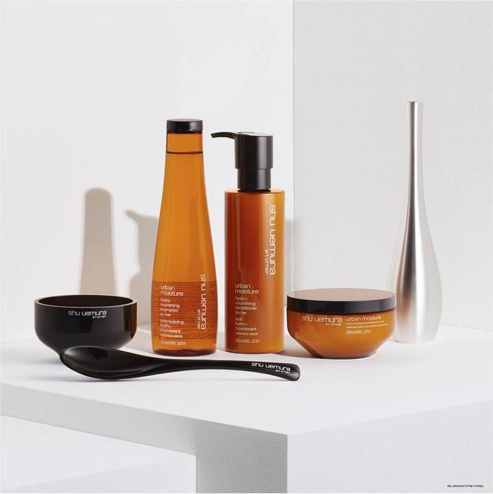 Produktbild Shu Uemura Urban Moisture Hydro-Nourishing treatment dry hair (200 ml)