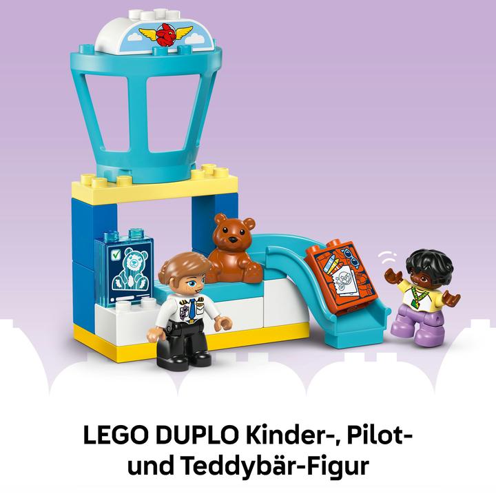 Actual product image LEGO Erster Besuch im Flughafen (10443)