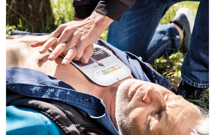 Actual product image Beurer Lifepad RH 112 resuscitation aid (First Aid Kit)