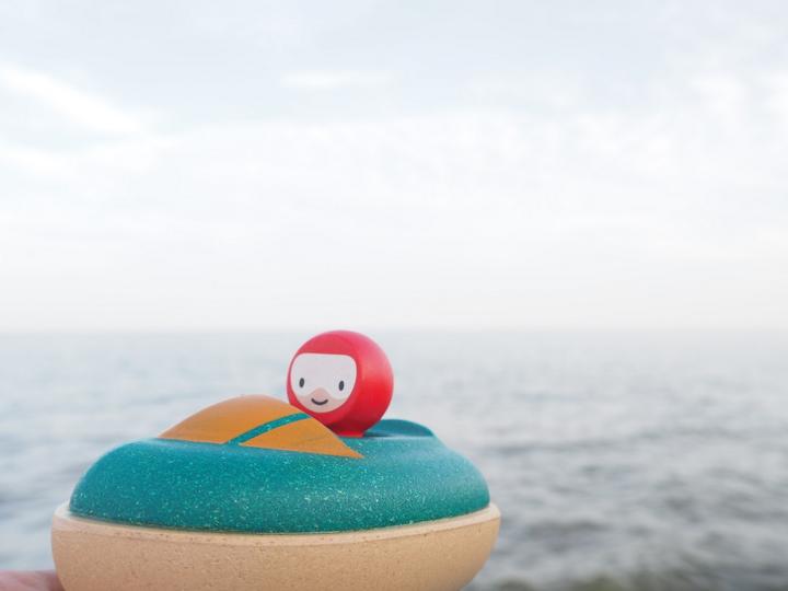 Actual product image Plantoys Speedboat