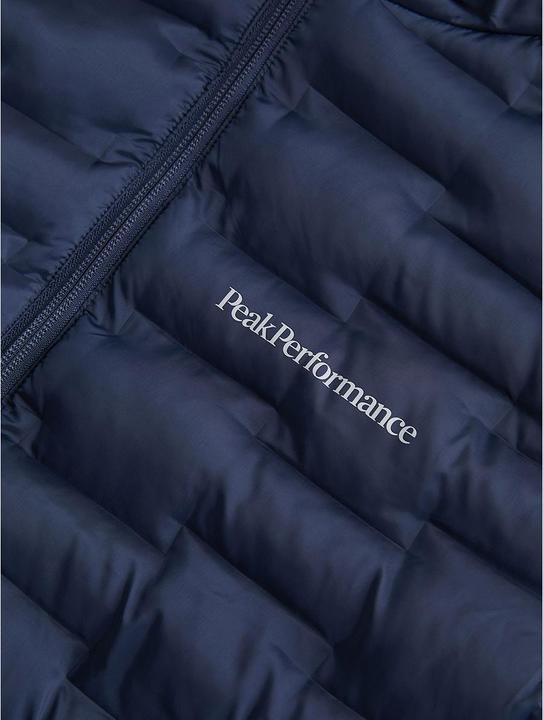 Actual product image Peak Performance Argon Light Hood Jacket (L)