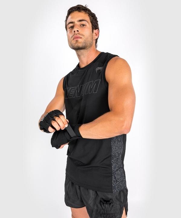 Image du produit Venum Classic Evo Dry Tech Tank Top - Black/Black Reflective - S (S)