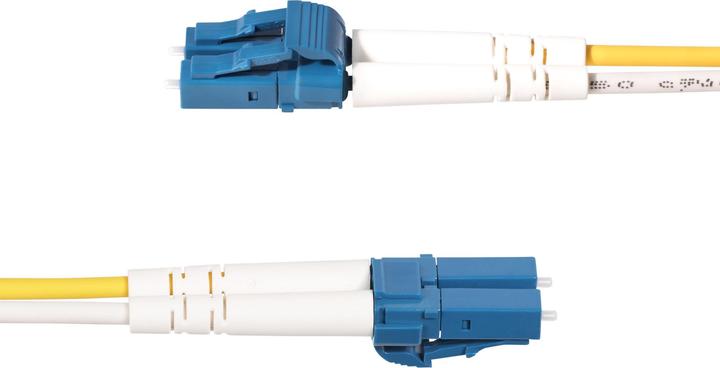 Produktbild StarTech com 30m OS2 LWL Patchkabel LC zu SC (UPC) Singlemode Duplex, 9/125µm, 10G, Biegeunempfindli (CAT6, 30 m)