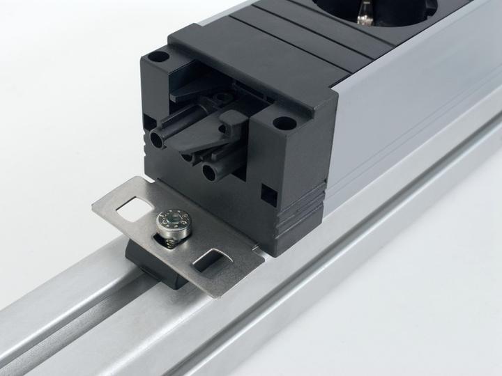 Produktbild Bachmann STEP ALU 2x Steckdose 1x Schalter 1x FI Strom (906.150) (2 x, CEE 7/3)