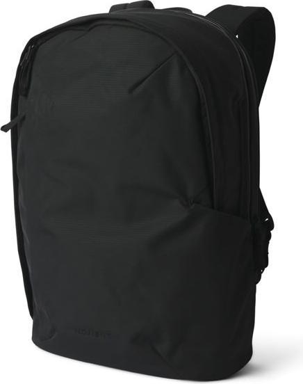 Actual product image Moment Everything Backpack - 28L Weekender - Black (28 l)
