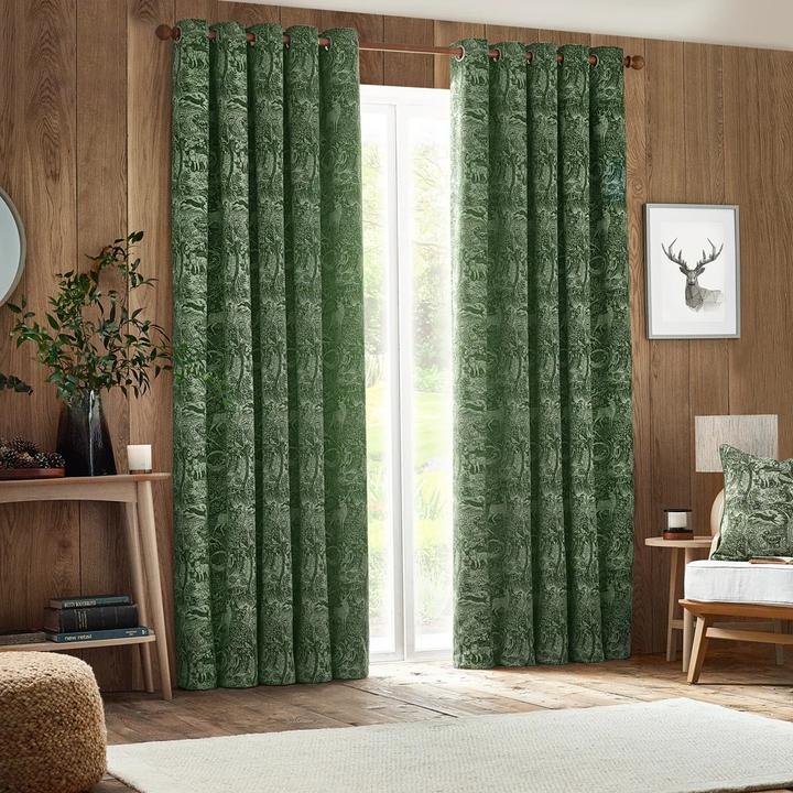 Produktbild Furn Ösenvorhänge Winter Woods Chenille Tiere (168 x 137 cm)