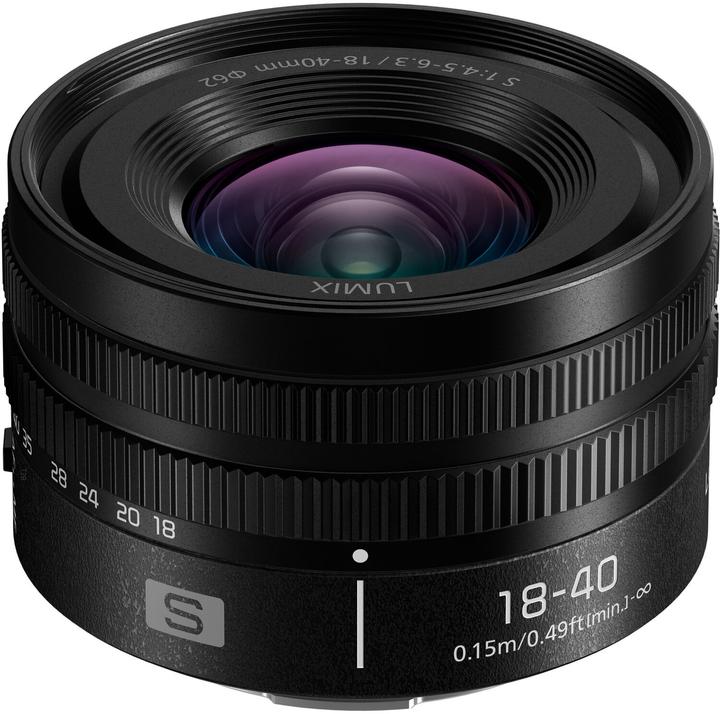 Panasonic Lumix S 18-40mm f/4.5-6.3 (L-mount, Full-frame)