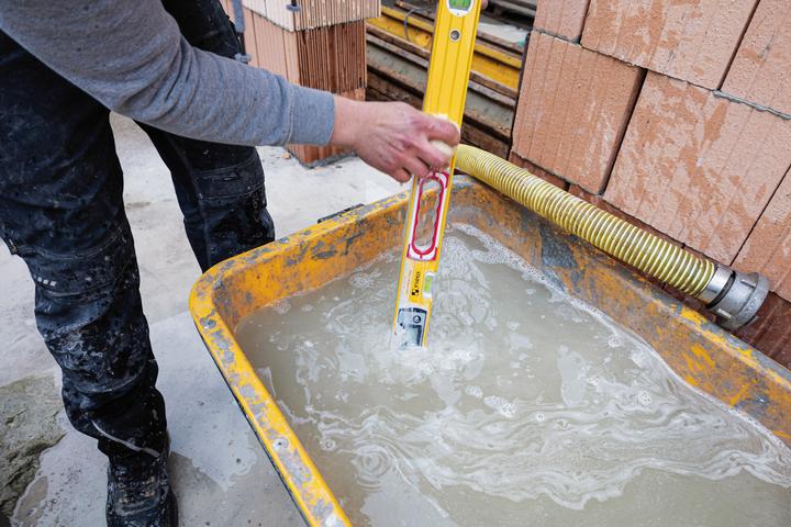 Produktbild Stabila Elektronik-Wasserwaage TECH 196 DL (23 cm)