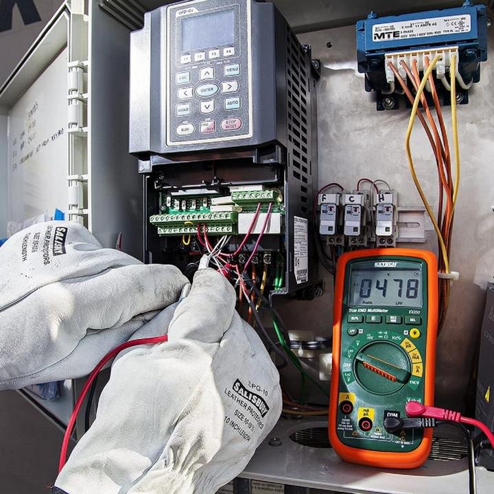 Image du produit Extech Multimètre portable numérique EX350 (CAT III 600V)