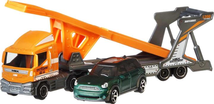 Actual product image Matchbox Super Convoy range, articulated lorry with detachable semi-trailer, one additional vehicle