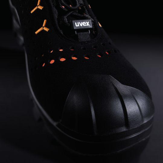 Actual product image Uvex Safety 2 SRC (S3, 46)