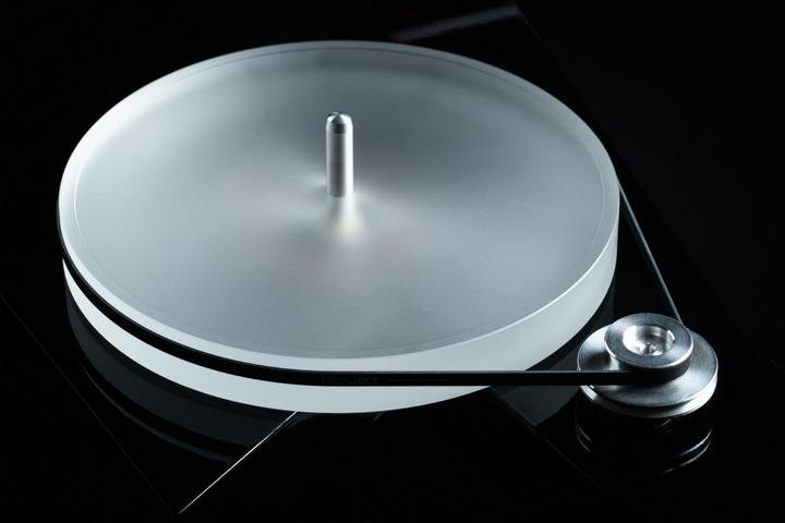 Produktbild Pro-Ject AC/DC Turntable Artist Collection -